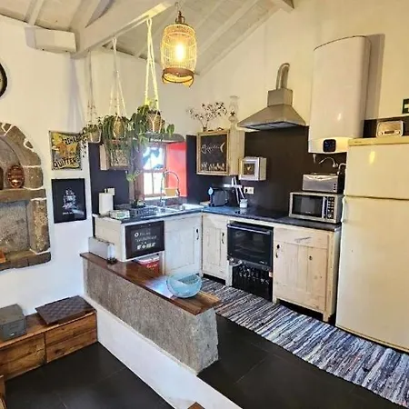 Welcome To Paradise Angra do Heroísmo